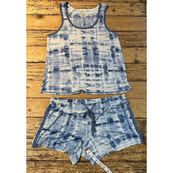 Lucky Brand women’s Size M tie-dye blue tank top and shorts pajama set NWOT - Picture 8 of 8